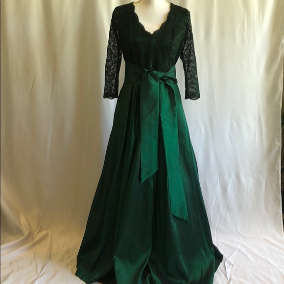 Emerald Green Eliza J Evening Gown - Picture 1 of 4